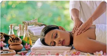 🌿 Rejuvenating Ayurvedic Treatments